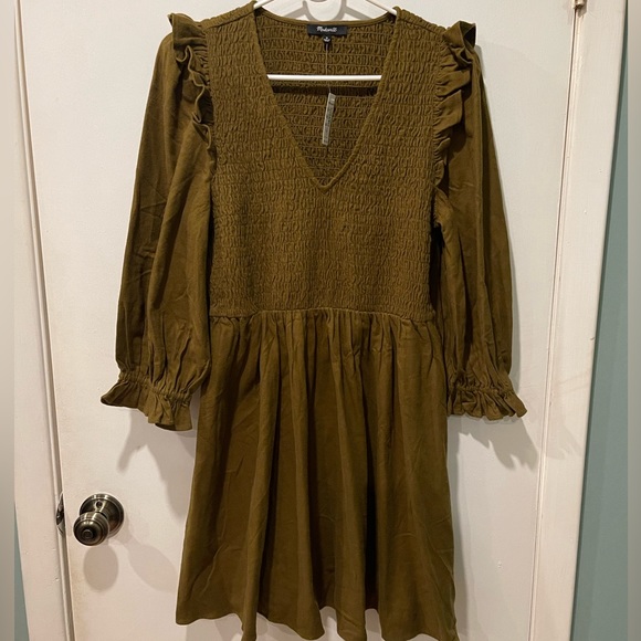 Madewell smocked Lucie v-neck mini dress. - Picture 3 of 4